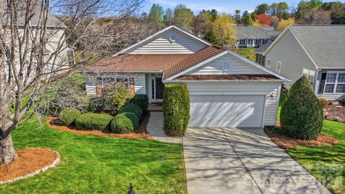 415 Garnet Ct, Fort Mill, SC, 29708-7892 | Card Image