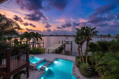 466 20th Ave, Indian Rocks Beach, FL, 33785-2970 | Card Image