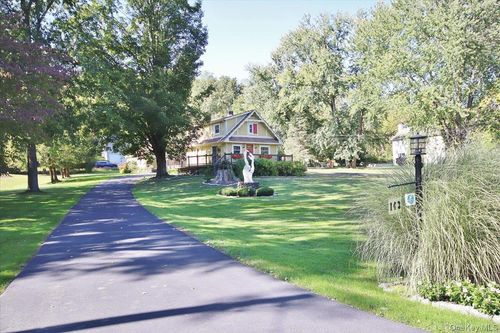 143 Old Post Rd, Newburgh, NY, 12550 | Card Image