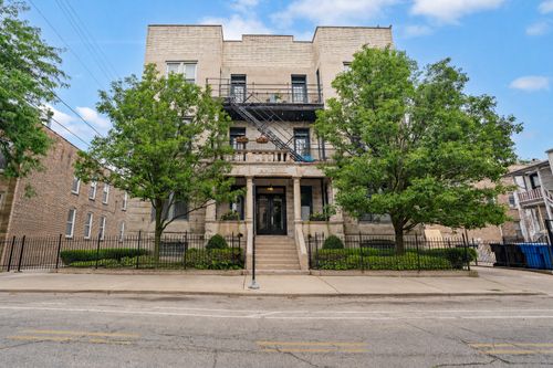 1b-1714 W Leland Ave, Chicago, IL, 60640-4518 | Card Image