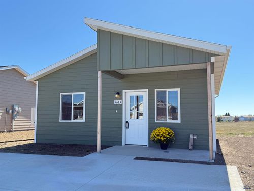 5613 Bridge Dr, Rapid City, SD, 57703 | Card Image