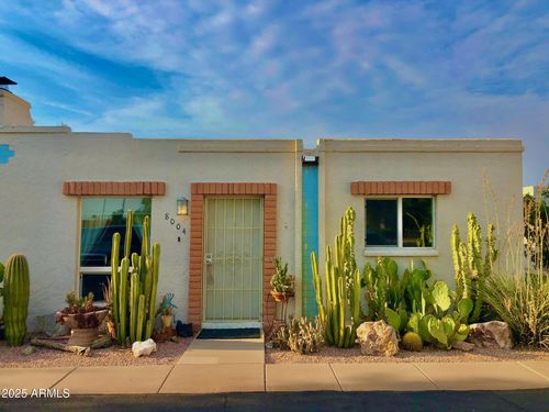 8004 E Oak St, Scottsdale, AZ, 85257-2846 | Card Image