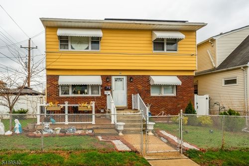 34 Henry St, Port Reading, NJ, 07064-1014 | Card Image