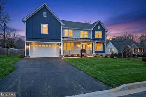 3410 Burrows Ave, FAIRFAX, VA, 22030-2803 | Card Image