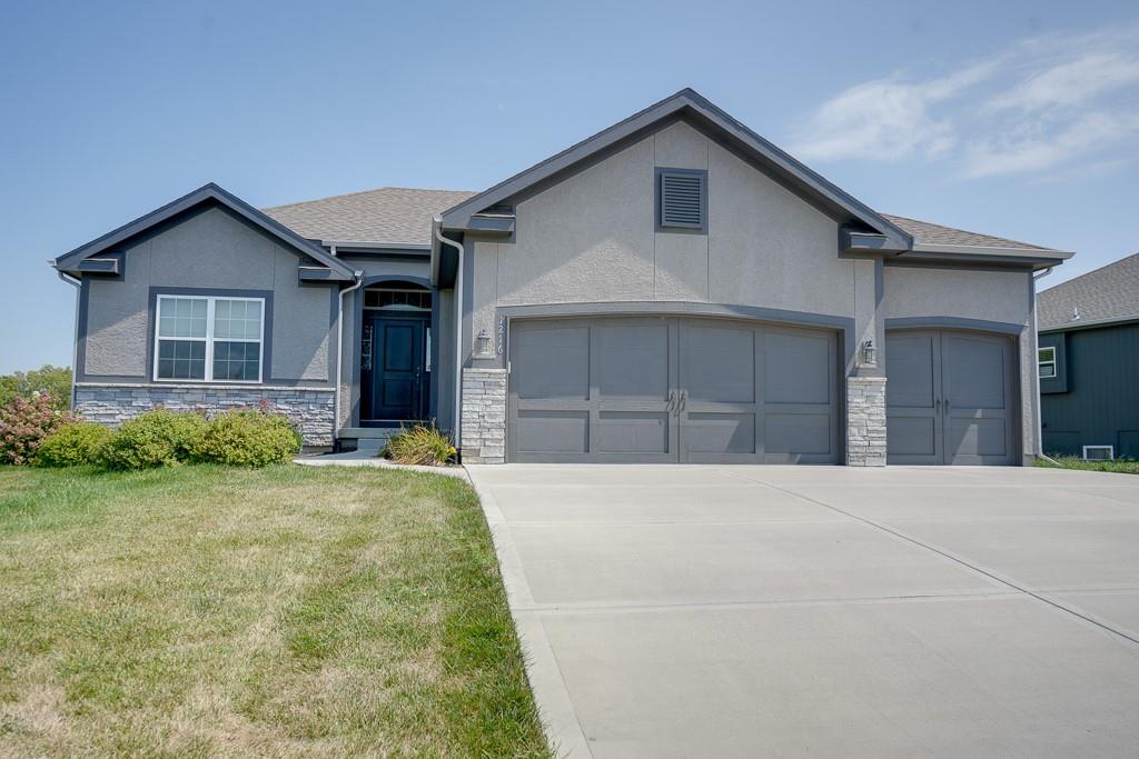 123rd St, Kansas City, MO 64165