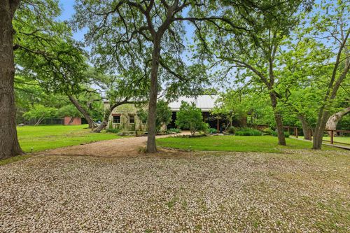 9304 Flintrock Cir, Austin, TX, 78737-1107 | Card Image