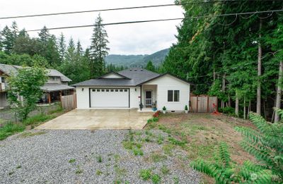 7955 Apache Drive, House other with 3 bedrooms, 2 bathrooms and 2 parking in Maple Falls WA | Image 2