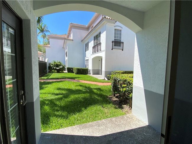 APT-1711 - 735 Sw 148 Th Ave, Condo with 2 bedrooms, 1 bathrooms and null parking in Davie FL | Image 38