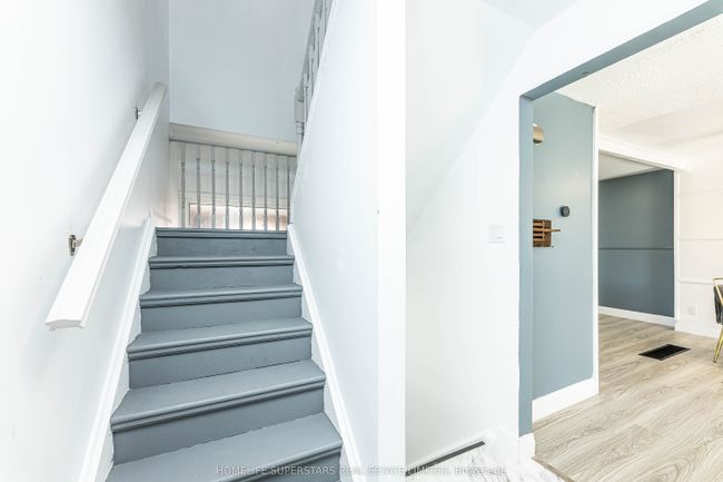 13 Thistle Down Blvd, Condo with 4 bedrooms, 3 bathrooms and 1 parking in Toronto ON | Image 34