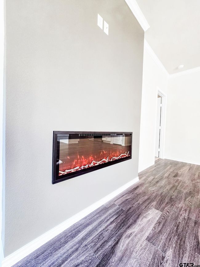 1102 Park Meadows Dr., House other with 4 bedrooms, 2 bathrooms and null parking in Whitehouse TX | Image 7