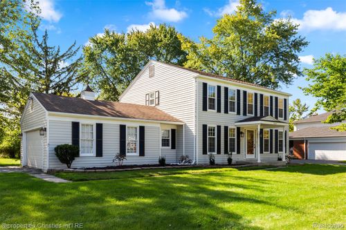 4027 Old Dominion Dr, West Bloomfield, MI, 48323-2654 | Card Image