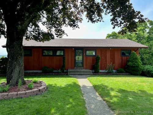 87 Pegasus Dr, Groton, CT, 06340-2409 | Card Image