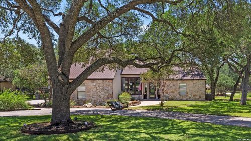 9514 Goldenrod Cir, San Antonio, TX, 78266-2070 | Card Image
