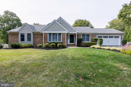 4809 Lauren Ct, Ellicott City, MD, 21043-7420 | Card Image