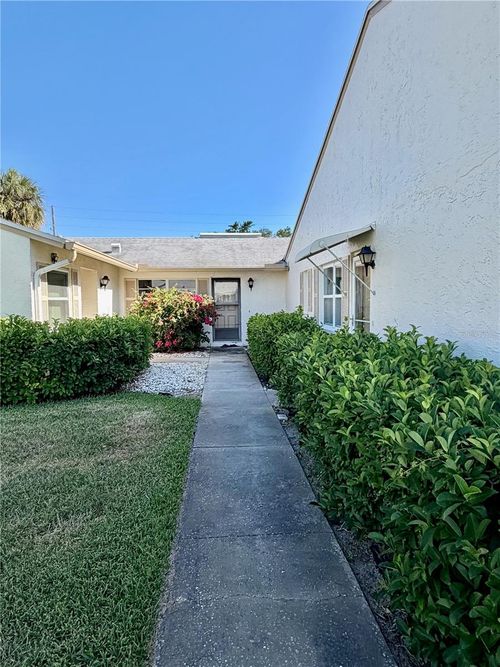 b-3386 39th Street S, ST PETERSBURG, FL, 33711 | Card Image