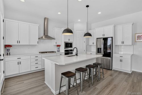 5234 Queen Ct, Arvada, CO, 80002-1149 | Card Image