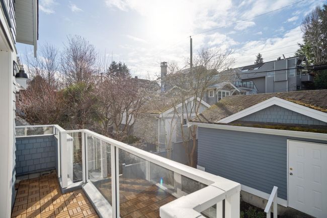 2616 Point Grey Road, Home with 3 bedrooms, 3 bathrooms and 1 parking in Vancouver BC | Image 13