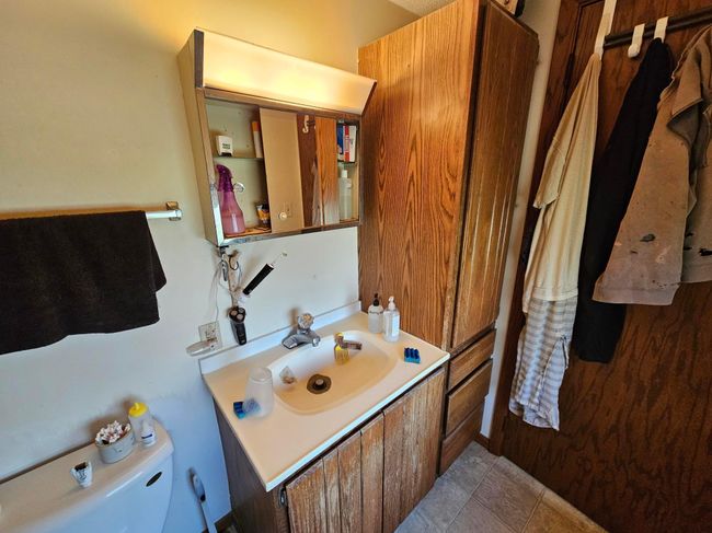 Bath/Unit 2 | Image 28