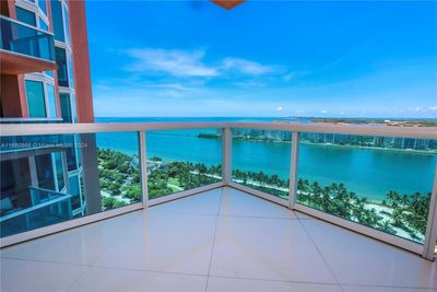 2104 - 300 S Pointe Dr, Condo with 2 bedrooms, 2 bathrooms and null parking in Miami Beach FL | Image 1