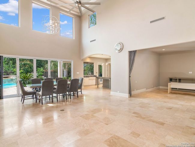 836 Canterbury Hill St, House other with 4 bedrooms, 5 bathrooms and null parking in Terrell Hills TX | Image 7