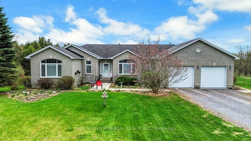 4949 Stonecrest Rd, Woodlawn, ON, K0A3M0 | Card Image
