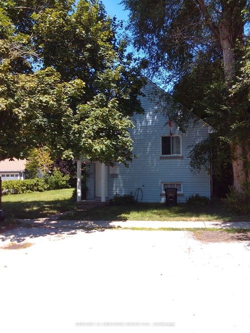 8 Richmond St W, Tottenham, ON, L0G1W0 | Card Image