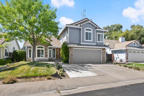 8836 Hiddenspring Way, Elk Grove, CA, 95758-6153 | Card Image