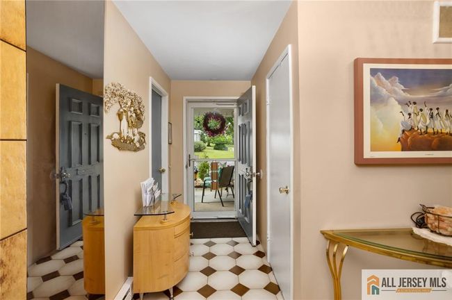 128B - 128 Balsam Plz, Townhouse with 2 bedrooms, 2 bathrooms and null parking in Monroe NJ | Image 5