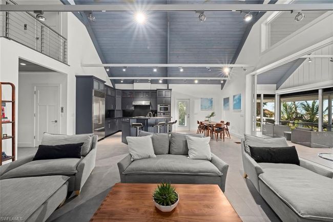 16886 Captiva Dr, House other with 5 bedrooms, 5 bathrooms and 4 parking in CAPTIVA FL | Image 15