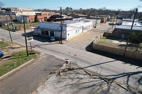 201 E Houston Ave, Crockett, TX, 75835-2030 | Card Image