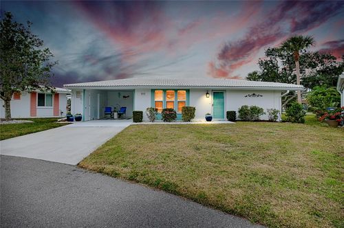 t10-555 Circlewood Drive, VENICE, FL, 34293 | Card Image