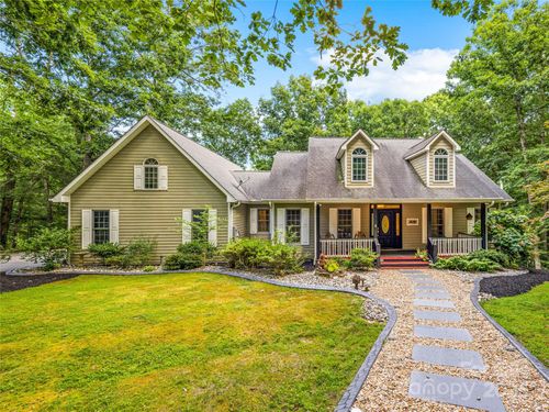247 Big Raven Ln, Saluda, NC, 28773-8702 | Card Image