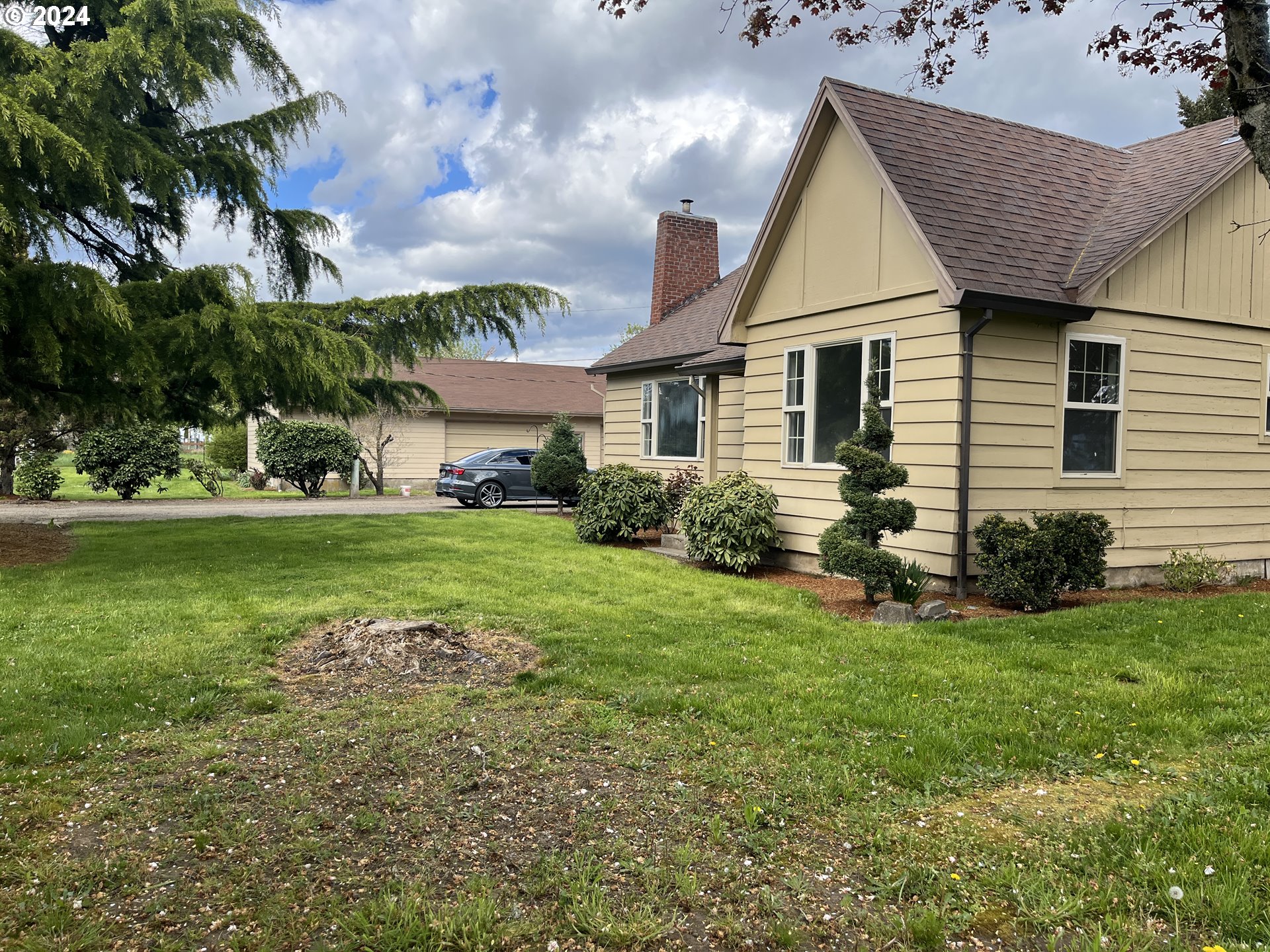 22510 Boones Ferry Rd, For Sale in Aurora Zoocasa