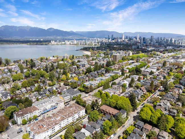 404 - 2575 W 4 Th Avenue, Condo with 1 bedrooms, 1 bathrooms and 1 parking in Vancouver BC | Image 29