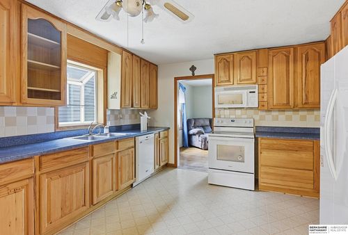 2627 N 70th St, Omaha, NE, 68104-3812 | Card Image