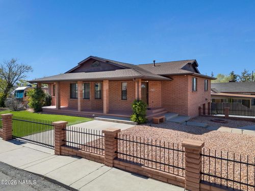 390 S 2nd St, Williams, AZ, 86046-2520 | Card Image