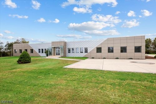 3087 Us Highway 22, Branchburg, NJ, 08876-3528 | Card Image