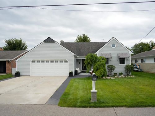 139 Channelsyde Dr, Algonac, MI, 48001-1180 | Card Image