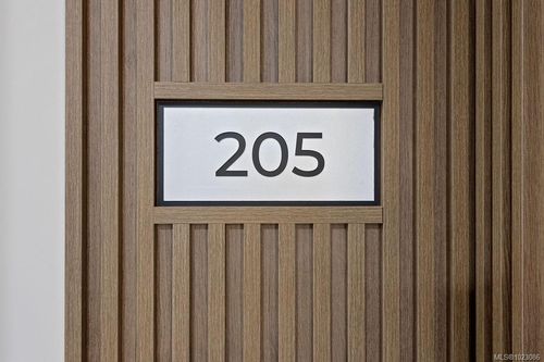 205-201 Dogwood Dr, Ladysmith, BC, V9G1S8 | Card Image