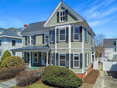 18 Salem St, Haverhill, MA, 01835-7941 | Card Image