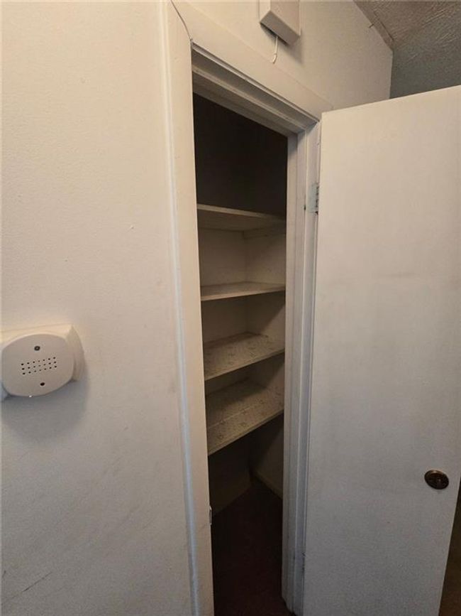 1297 Tree Creek Ct, Condo with 2 bedrooms, 3 bathrooms and 2 parking in Clarkston GA | Image 25
