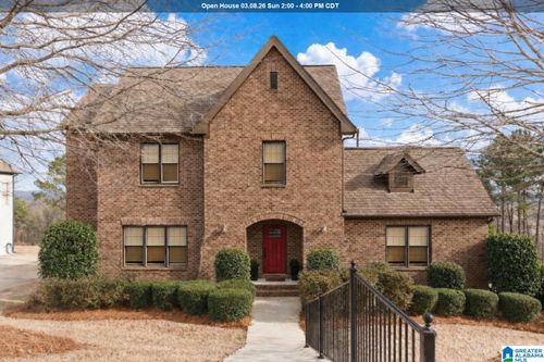 1800 Southpointe Dr, HOOVER, AL, 35244-6709 | Card Image