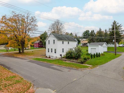 12 S 1st St, Crystal Falls, MI, 49920-1301 | Card Image