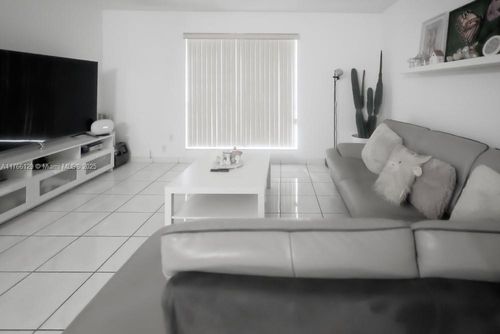 apt-g5-10772 N Kendall Dr, Miami, FL, 33176-1436 | Card Image