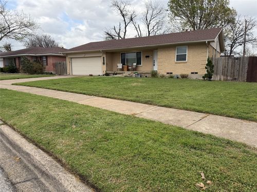 2418 Patricia Ln, Garland, TX, 75041-1437 | Card Image