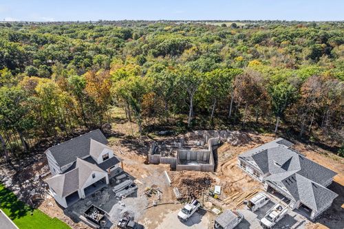 4300 Stone Mountain Pkwy, COLUMBIA, MO, 65201 | Card Image