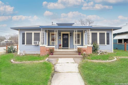 703 E Highland Blvd, San Antonio, TX, 78210-3524 | Card Image