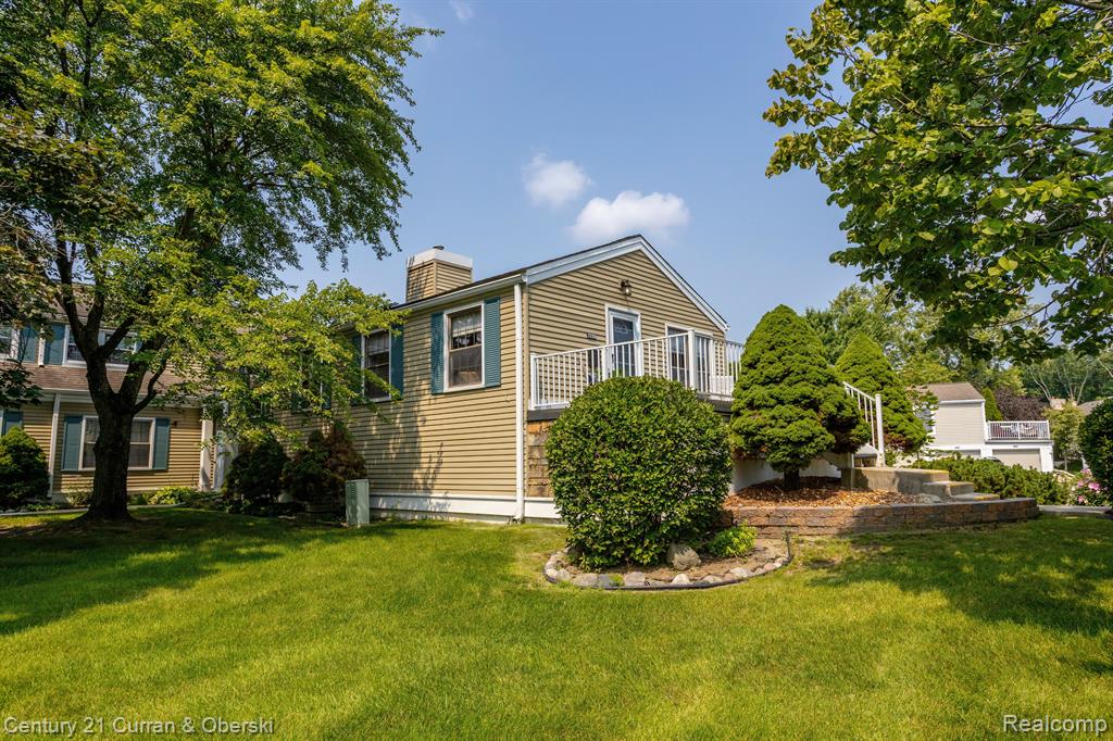 Glen Haven Cir, Northville, MI 48167 #1