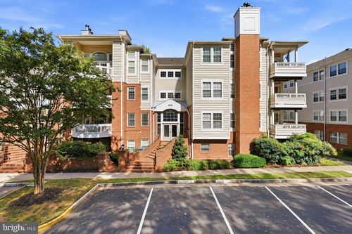 3-4215 Mozart Brigade Ln, FAIRFAX, VA, 22033-3974 | Card Image