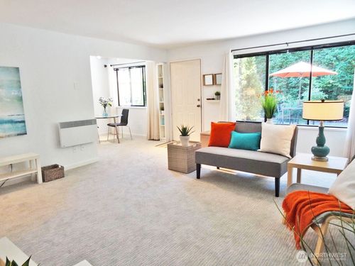 d-343 4th Ave, Kirkland, WA, 98033-6224 | Card Image